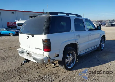 2004 Chevrolet Tahoe Z71 из США, поврежденный, VIN 1GNEK13Z24R238022